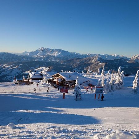 Jugendhotel Aicherヴァークライン エクステリア 写真
