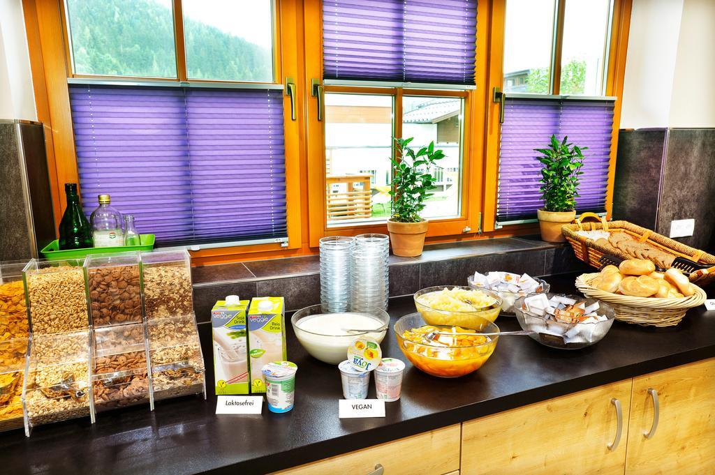 Jugendhotel Aicherヴァークライン エクステリア 写真
